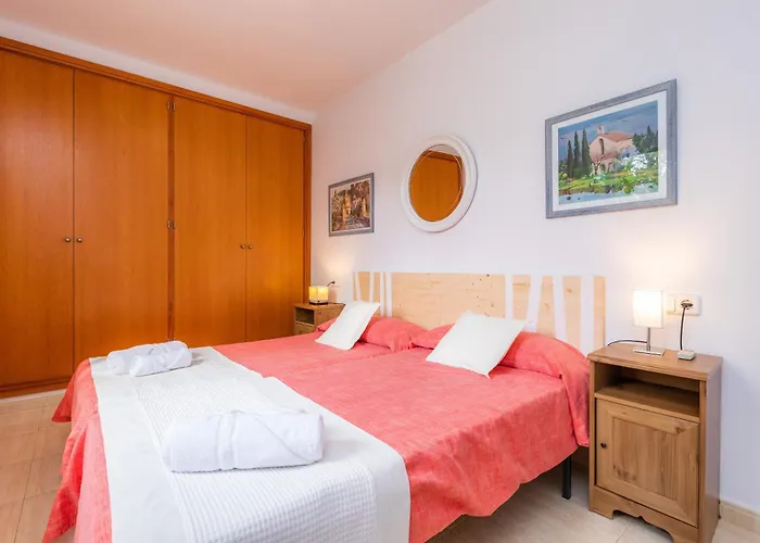 וילה La Vinya Del Beato 1950